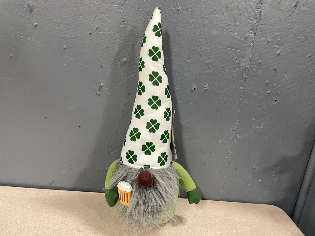 St. Patrick's Day Gnome (T2)