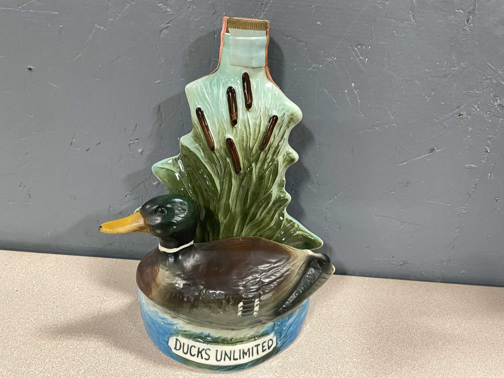 1974 Jim Beam Ducks Unlimited Mallard Duck Decanter (T5)