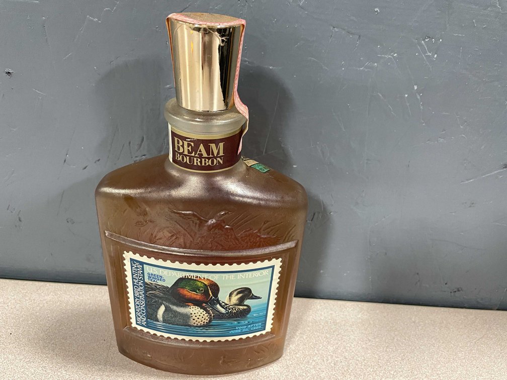 Jim Beam Federal Duck Stamp Green Winged Teal Bourbon Decanter (T5)