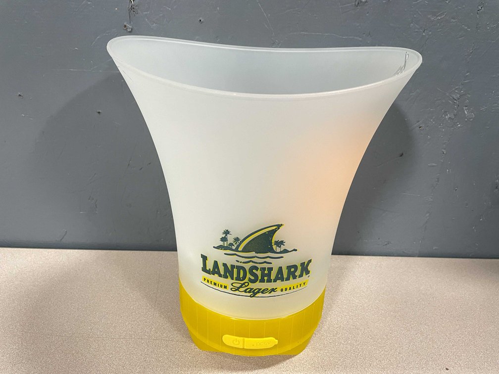 Landshark Bluetooth Light Up Speaker Ice Bucket (T5)