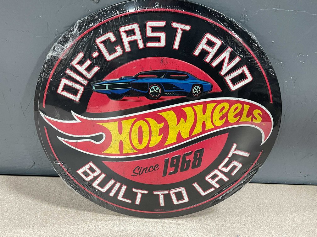 Hot Wheels Round Metal Sign (T5)