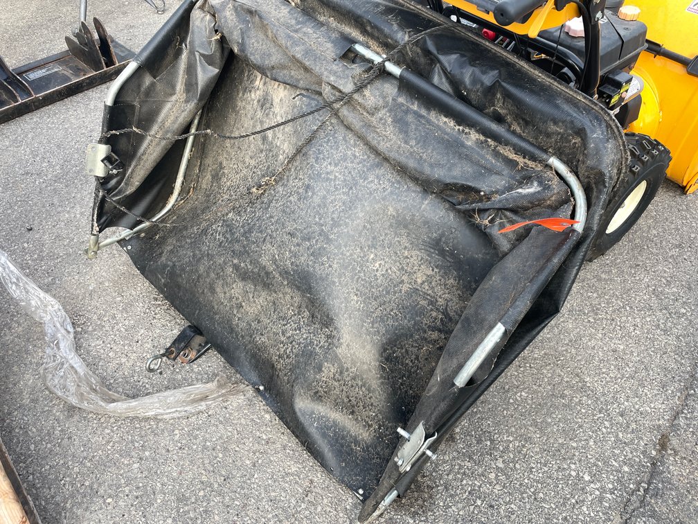 Agri-Fab 38" Lawn Sweeper (03)