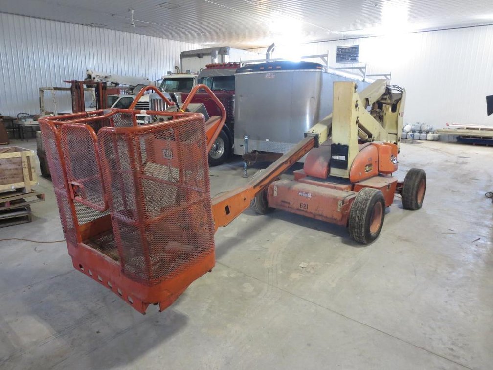 1996 JLG 35 Electric Lift, SN 0276630300023552, Max. Platform Height 35', Max Cap