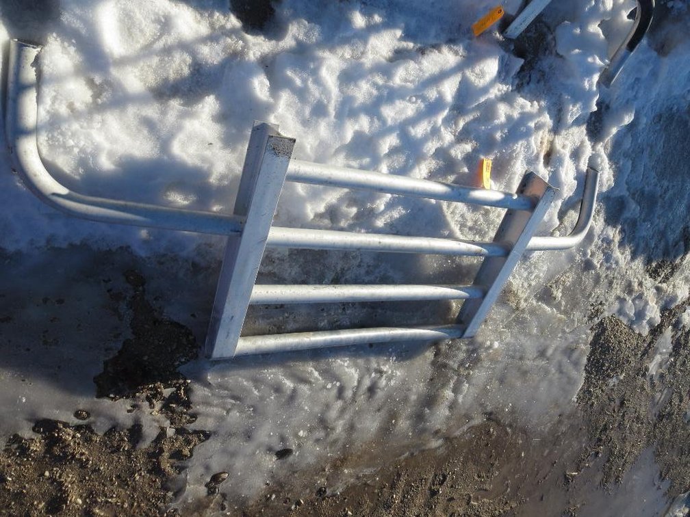 Aluminum Semi Tractor Brush Guard