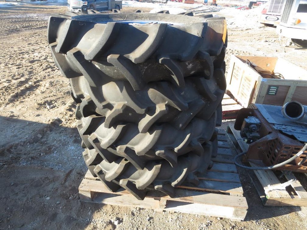 (4) BKT TR-171 Tires on 8-Bolt Rims