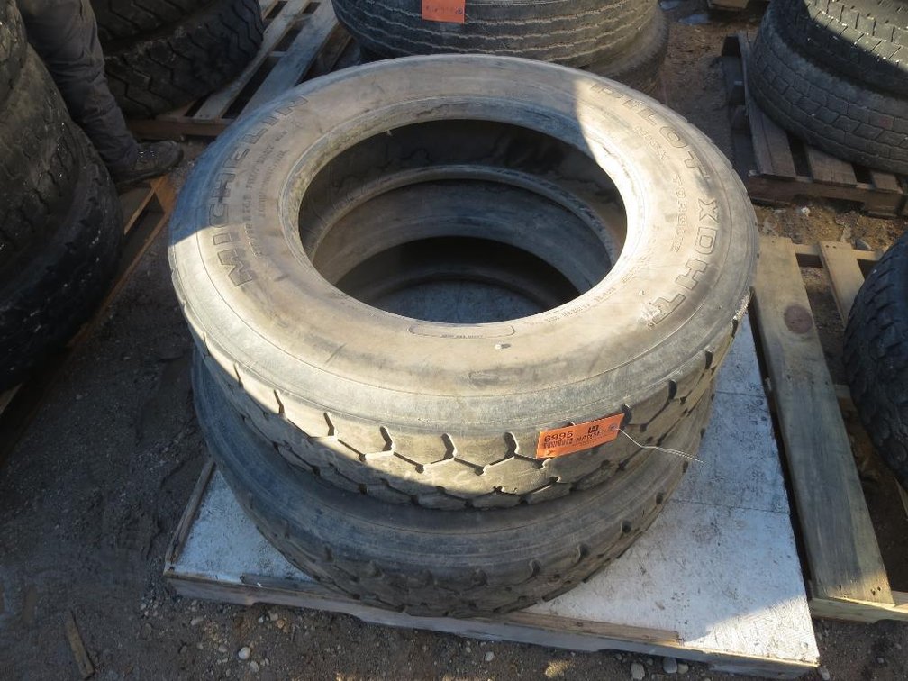 (2) Michelin Pilot XDHT Tires