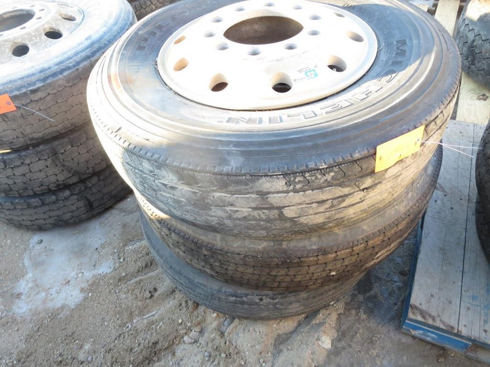 (3) 275/80R22.5 Tires on Rims
