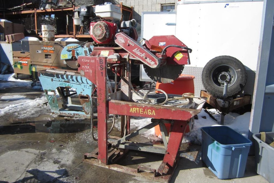 Block Saw 5000
