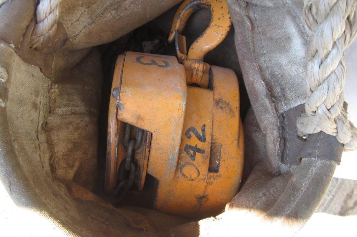 Bag With Chain Hoist