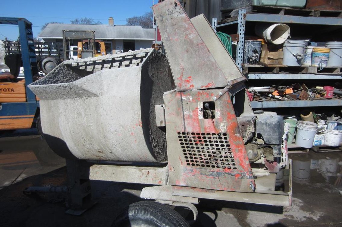 Concrete Mixer With Hitch
