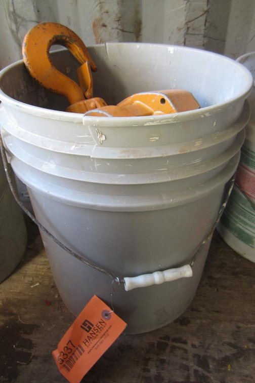 Chain Hoist in Bucket