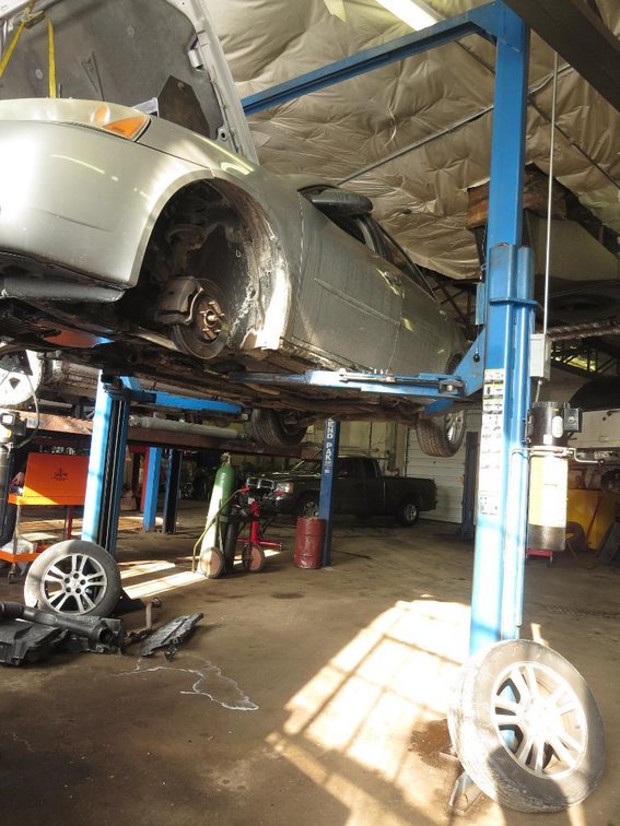 Precision Metal Works Automotive Lift 9,000 Lb Car Lift with John S.Barns 2 Hp Motor, Model OH9000, SN LH1516