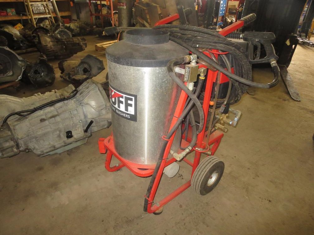 Tuff 1000 PSI Heated Pressure Washer