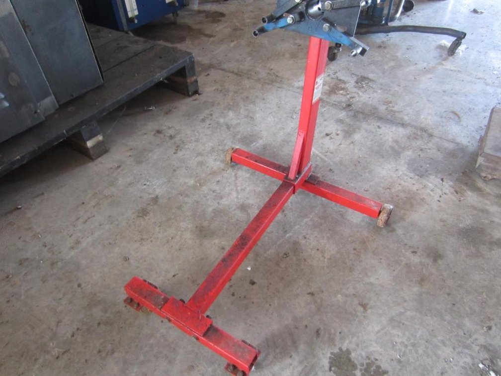 Big Red Engine Stand