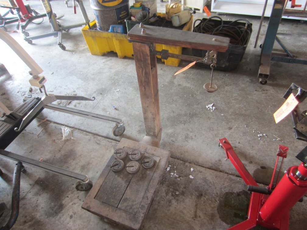 Vintage Platform Scale