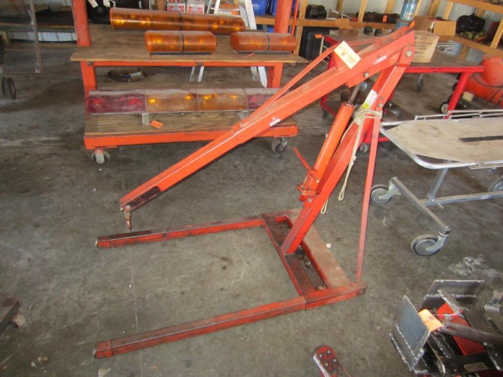Sunex 3/4 Ton Cherry Picker