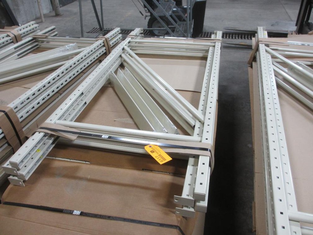 Lozier Widespan Shelving (E )