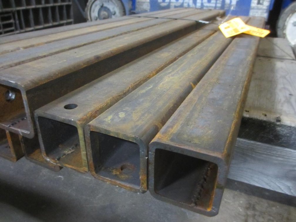 (4) Steel Square Tube (E )