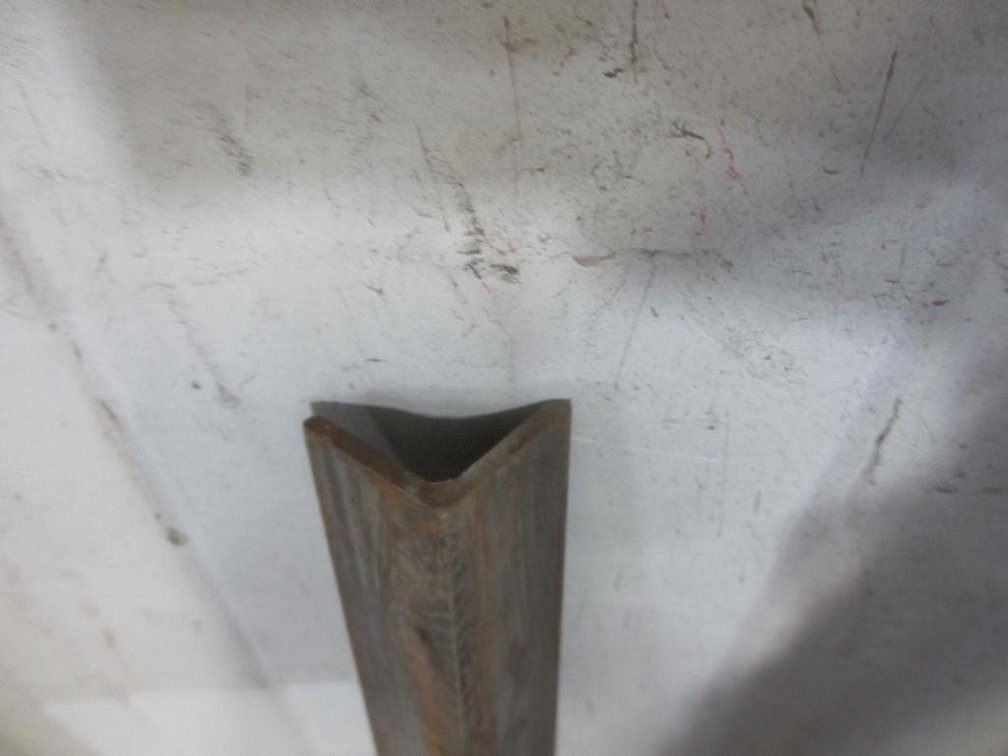 Steel Angle Iron (E )