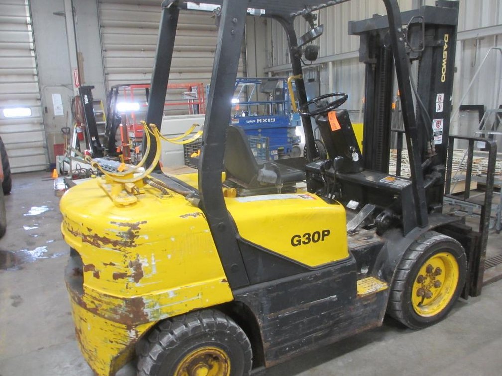 Daewoo Forklift G30P3 (Wall E)