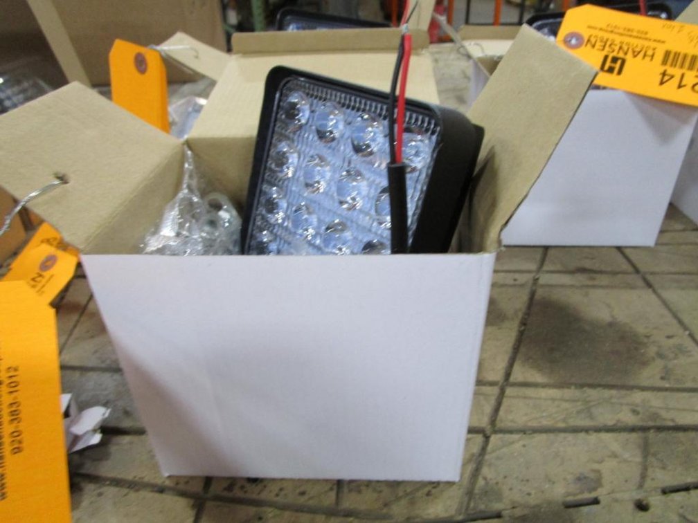 (2) New LED Worklights (T17)