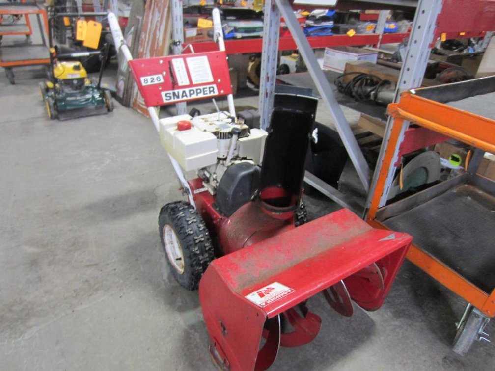 Snapper 826 Snow Blower (T16)