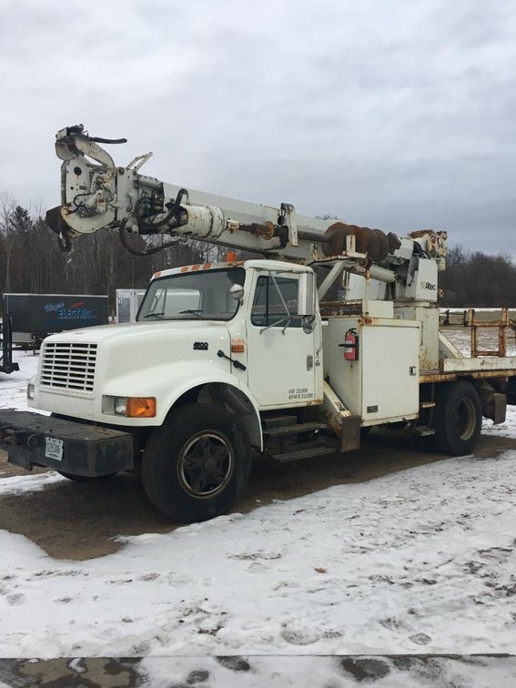 1996 International 4900 Line Truck, VIN# IHTSDAAP8TH275350 (Rice Lake, WI)