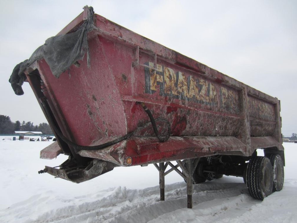 1997 Hilbilt Dump Trailer 22', Swing Tailgate (Mosinee WI, Nitke Yard)