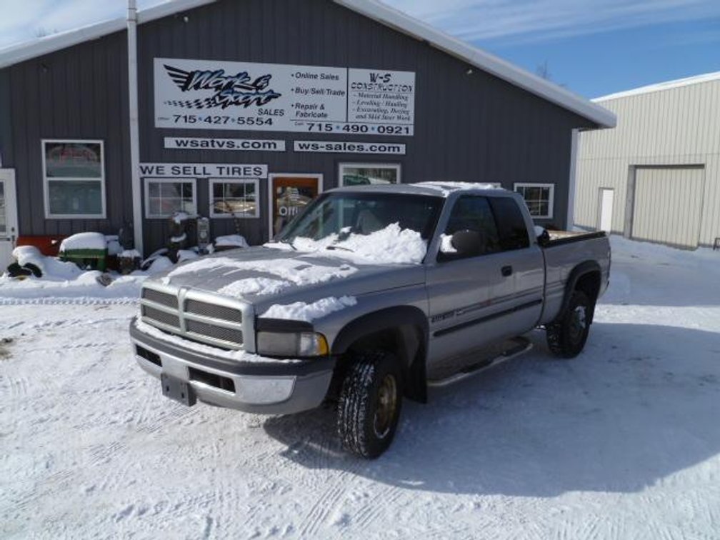 2001 Dodge Ram 1500 4x4 5.9L V8 Extended Cab Pickup Truck, (Westboro, WI)