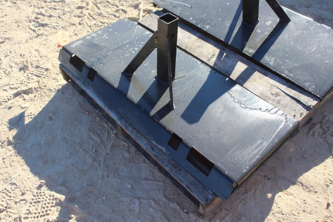(1) Skid steer mount receiver hitch, Unused (Downing, WI)
