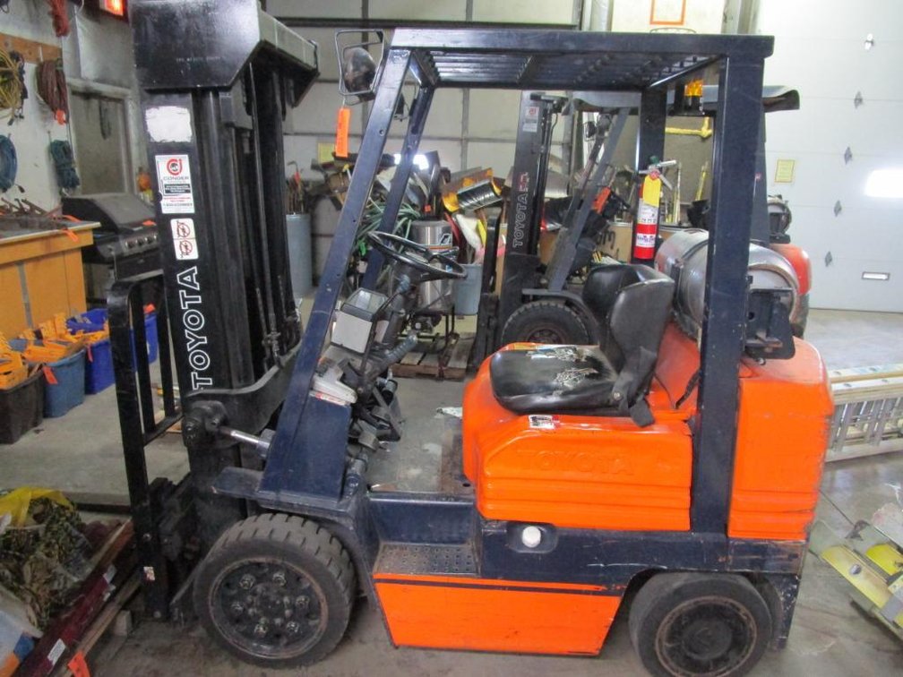 Toyota 5FGCU25 LP Forklift ** MUST STAY TILL END OF PICKUP THURSDAY**