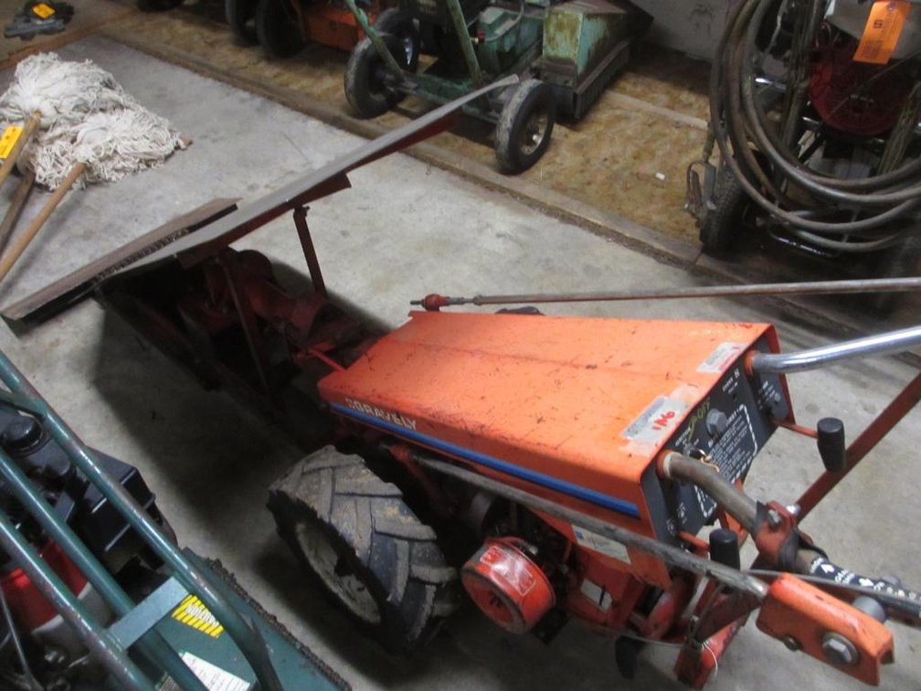 Gravely 5240 Flat Roof Tearoff Machine