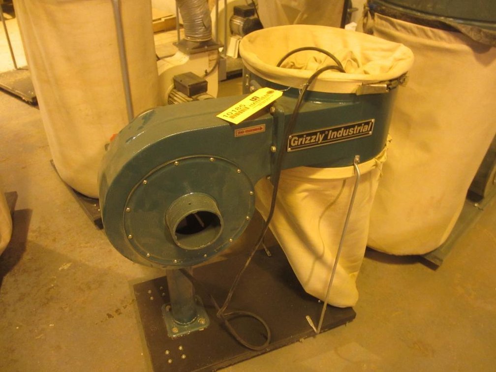 Grizzly Industrial Dust Collector