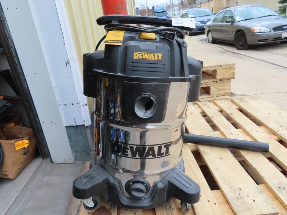 DeWalt Wet/Dry Vac