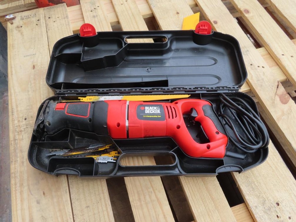 Black & Decker Reciprocating Saw