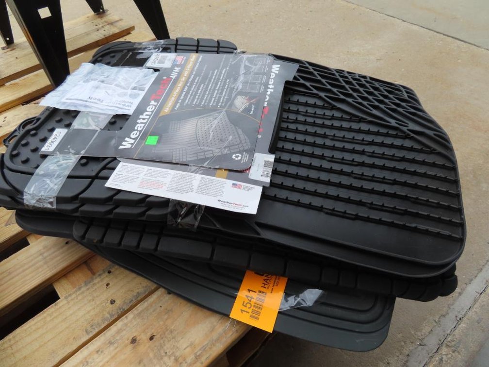 Vehicle Floor Mats - Qty ~ 10