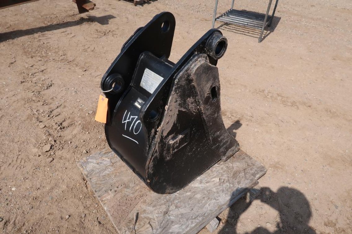 Cat 16" Tractor Loader Backhoe Bucket