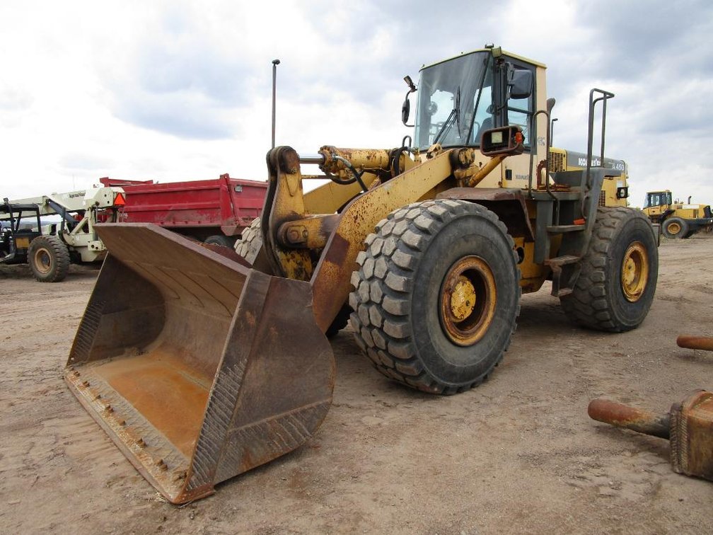 Komatsu WA450 Wheel Loader, SN A0186 (PLEASE SEE LAST 2 PICTURES FOR PAPERWORK ON ENGINE REPLACEMENT)