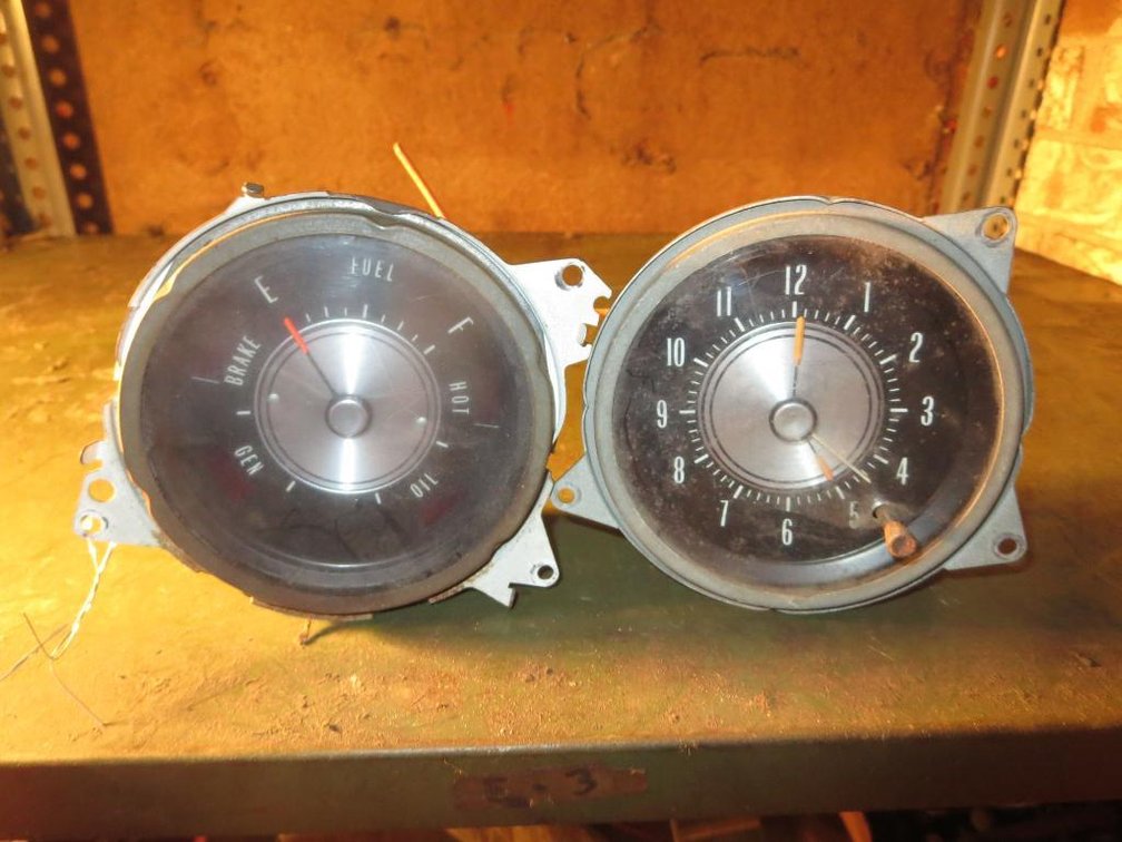 68-72 Cutlass Fuel Gauge and Clock