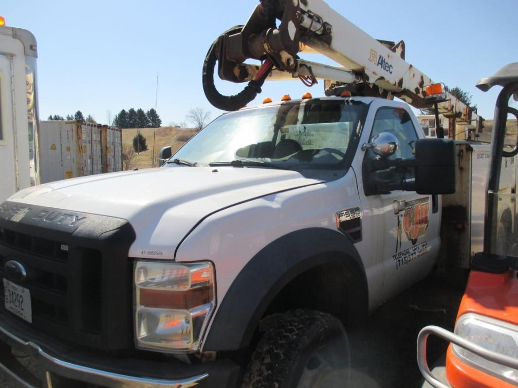 2007 Ford F-550 XL Super Duty Utility Truck, 6.4L V8 Power Stroke, VIN 1FDAF57R18EC84544, Doesnt Run