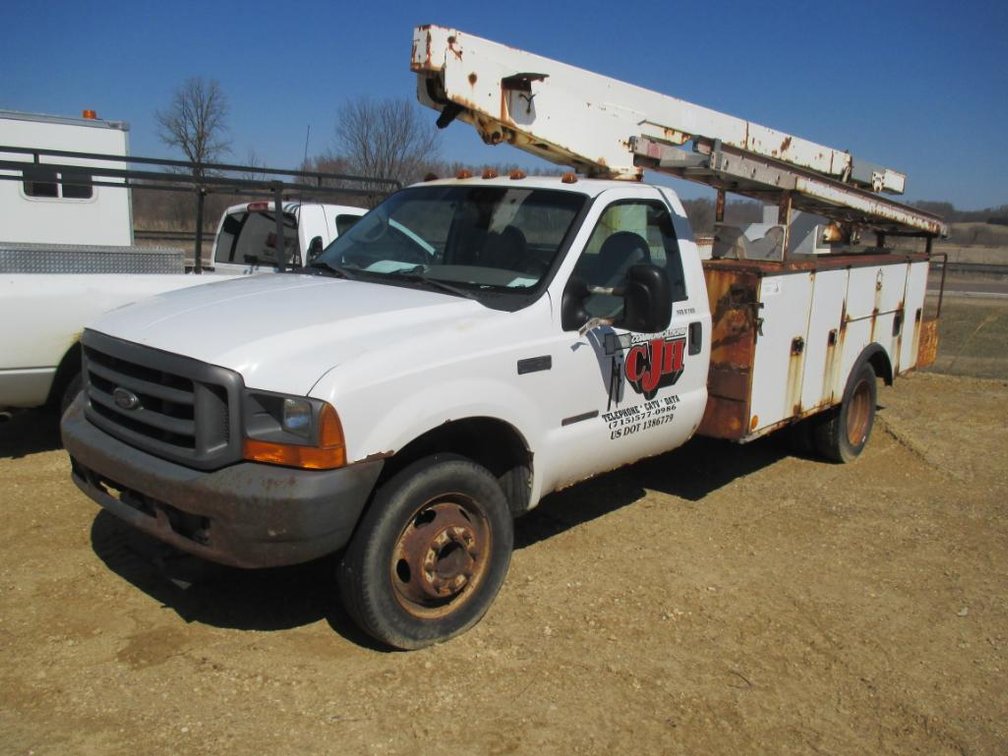 1999 Ford F-450 XL Super Duty Utility Truck, VIN 1FDXF46F5XEE76852, Does Not Run