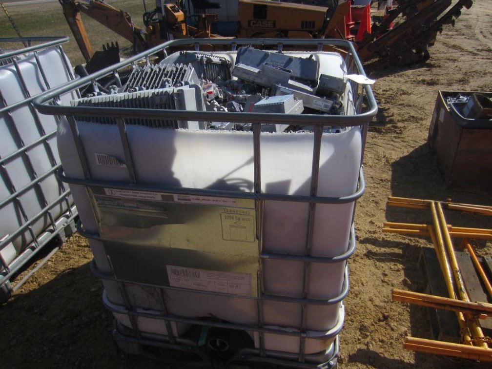 We are sorry for any inconvenience, but this lot has been removed from the auction. Registered bidders will be notified if and when this item will be available for bidding again. 
