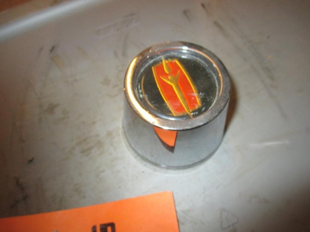 Cutlass Center Cap