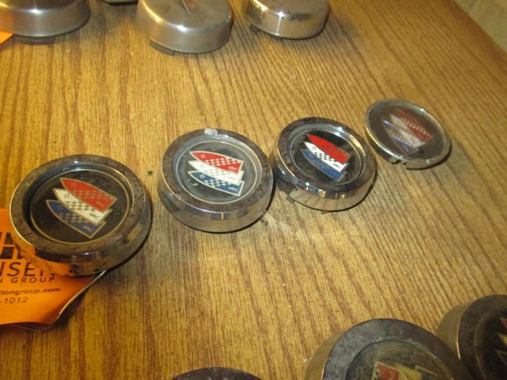 (4) Buick Center Caps