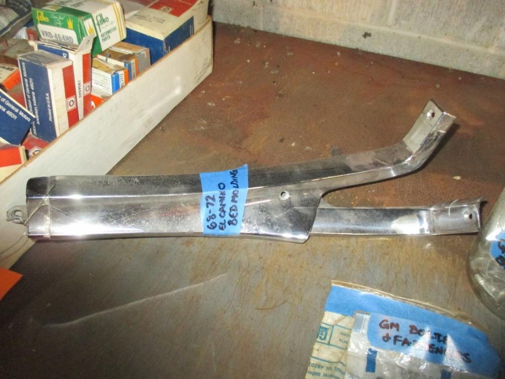 El Camino Bed Molding (B)
