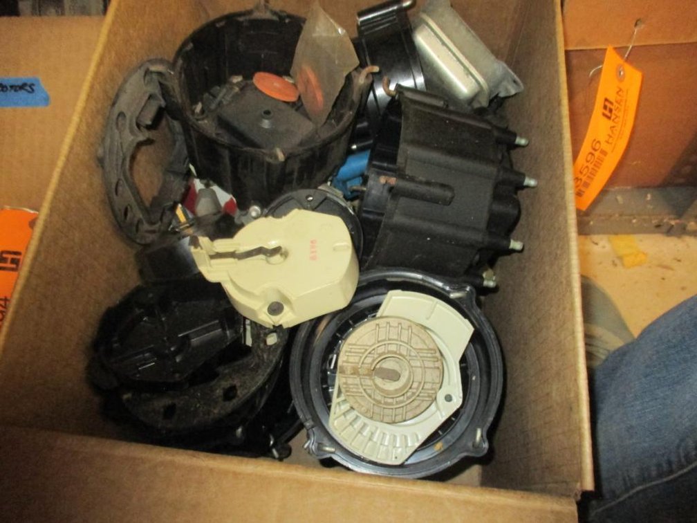 Misc. Distributor Caps and Rotors (B)