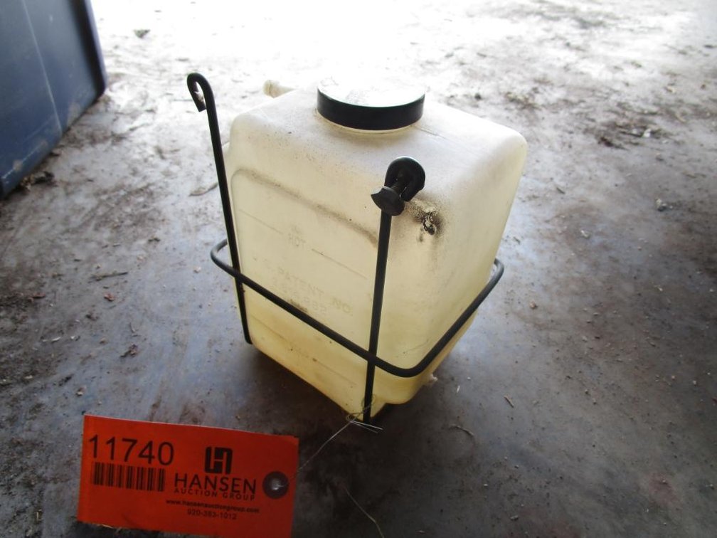 Radiator Overflow Receptacle