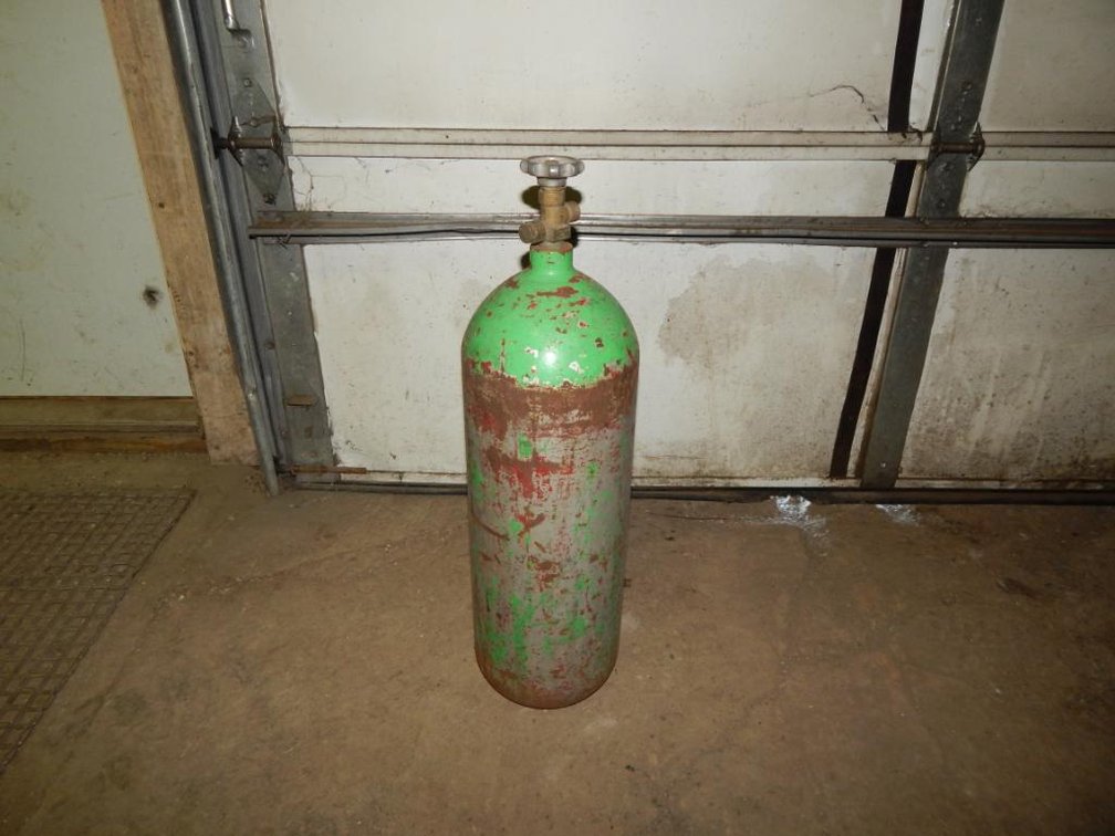 Carbon Dioxide Tank (PR16)