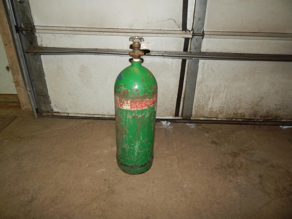 Carbon Dioxide Tank (PR16)