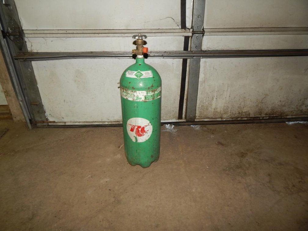 Carbon Dioxide Tank (PR16)